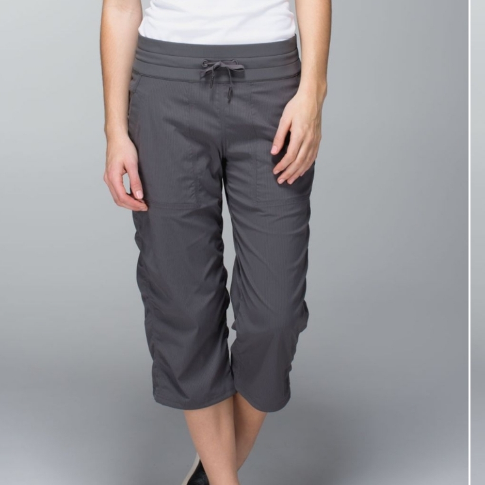 Lululemon studio crop